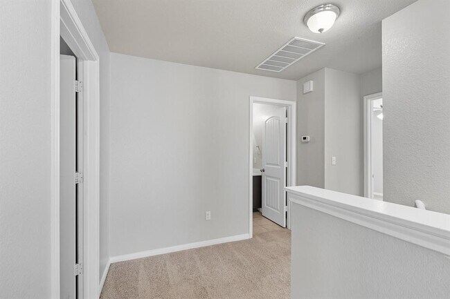 Building Photo - 261 Northern Flicker St
