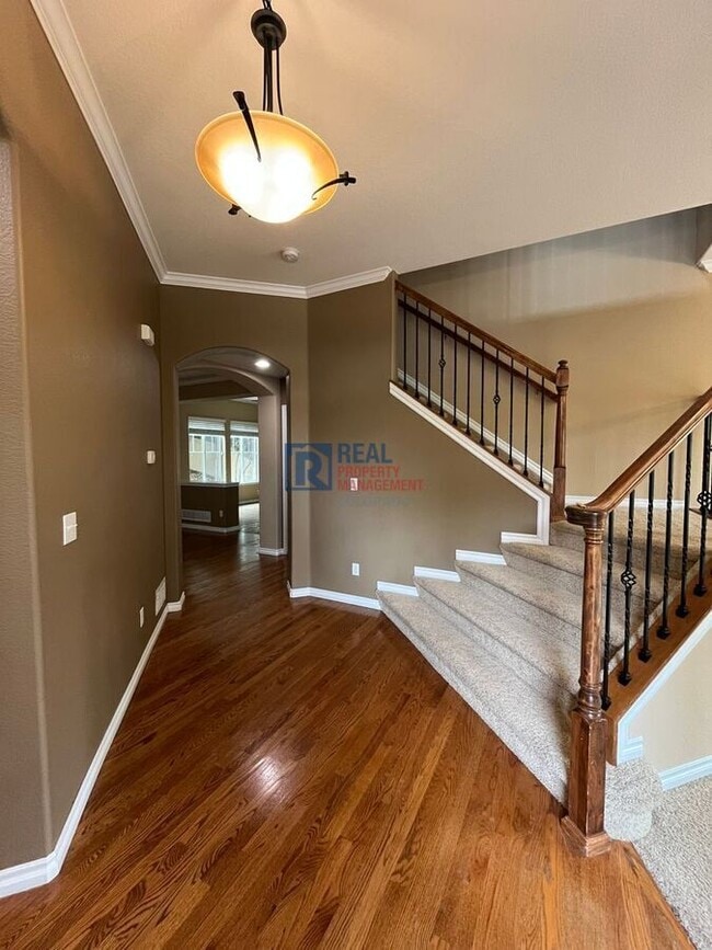 Primary Photo - 10828 Heatherton Cir