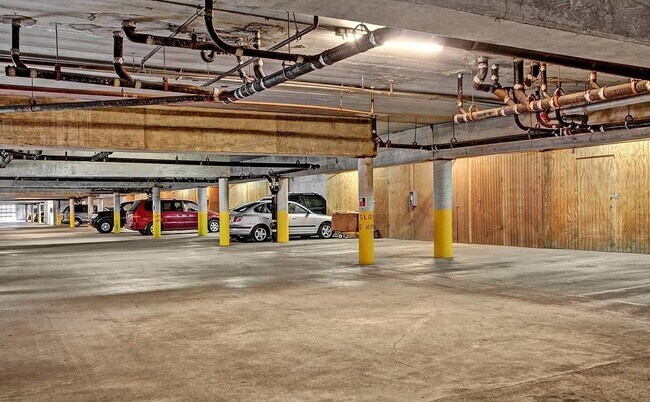 Building Photo - 9416 1st Ave NE