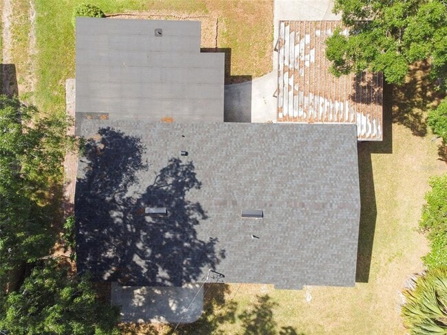 Building Photo - 535 W Palmeden Dr