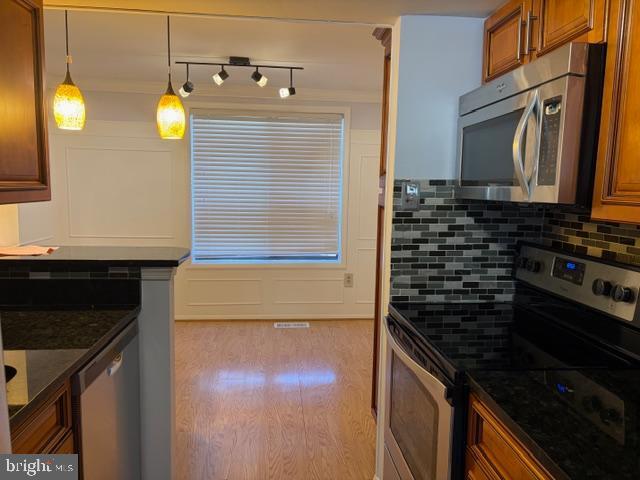 Building Photo - 6581 Pressed Gentian