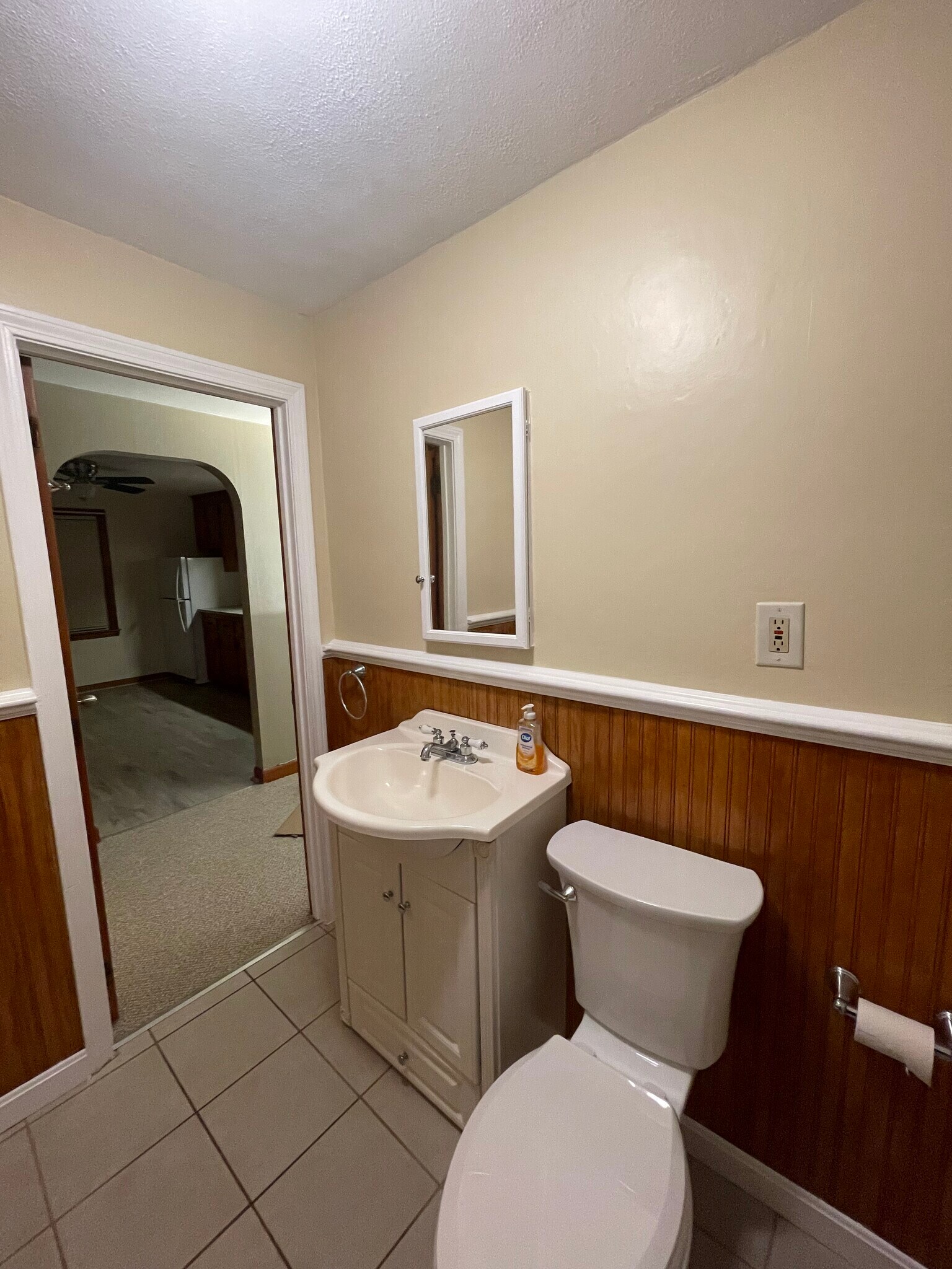 Bathroom - 38 Lamb St