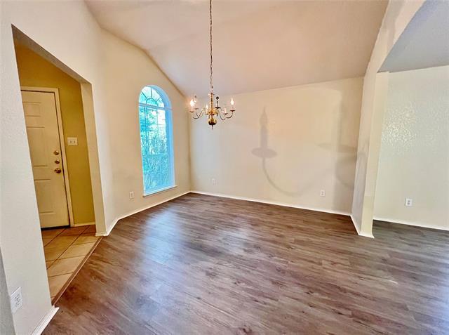 Building Photo - 1103 Savage Dr