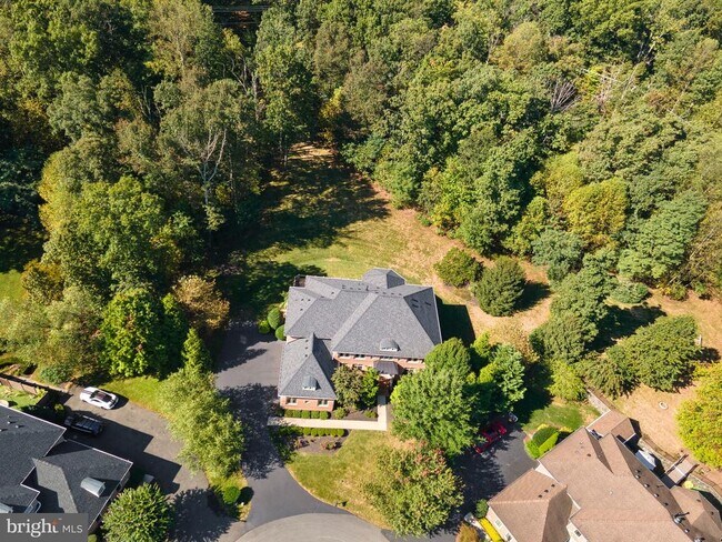 Building Photo - 20589 Myers Pl