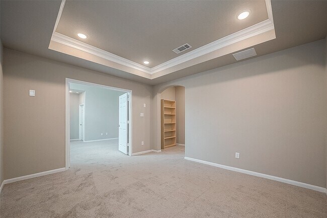 Building Photo - 115 N Winter Sunrise Cir