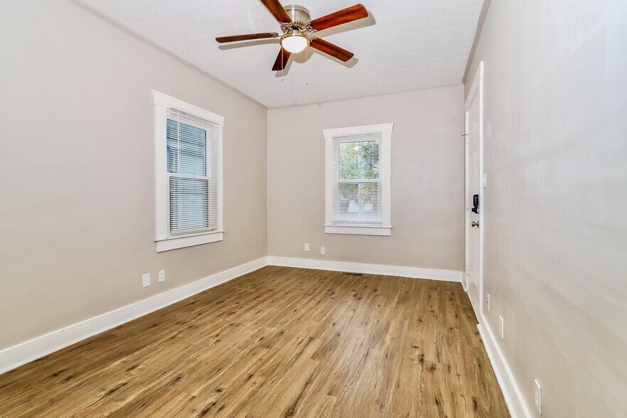 Building Photo - 2218 S Shelby St