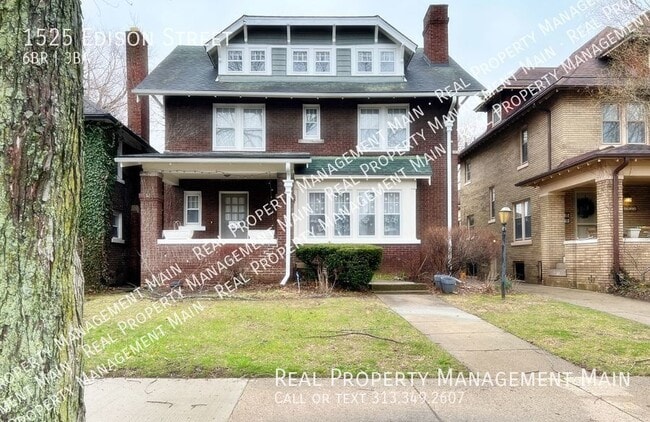 Building Photo - 1525 Edison St