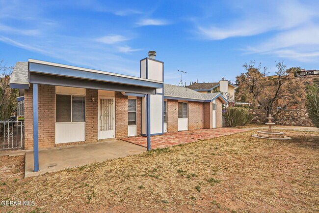 Building Photo - 905 Mark Wallace Ln