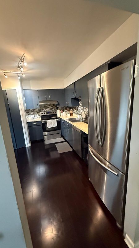 Building Photo - 735 Hamilton Ct