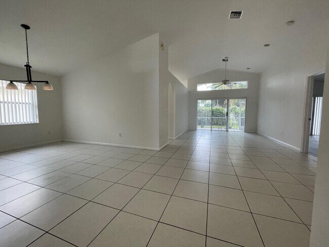 Building Photo - 22875 Barrister Dr
