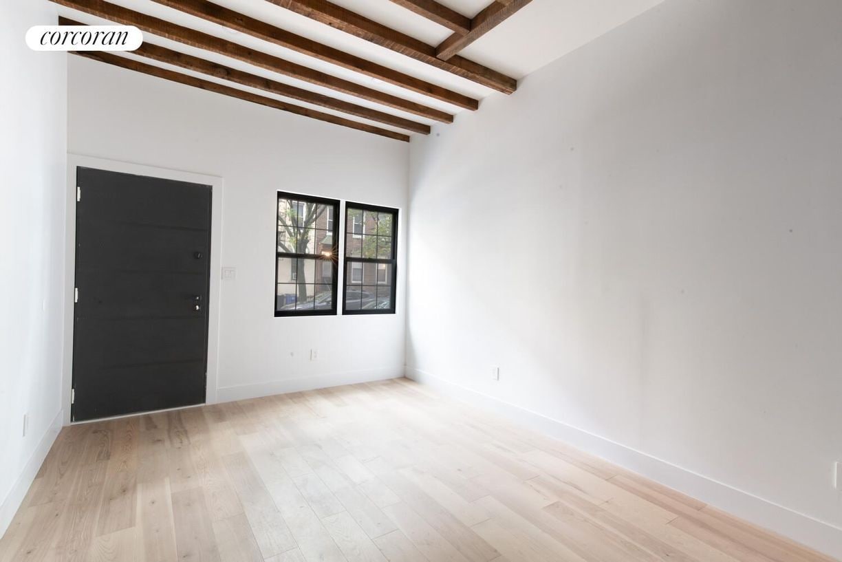 Building Photo - 183 Green St