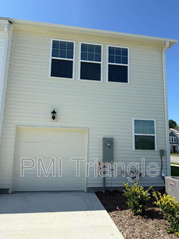 Building Photo - 6401 Granite Quarry Dr