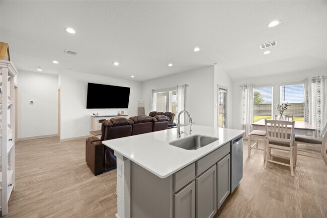 Building Photo - 1134 Della Ln