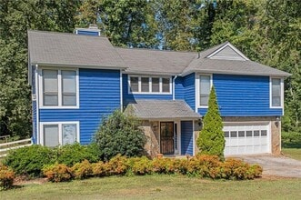 Building Photo - 990 Chapman Ln