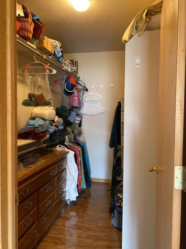 Building Photo - 3 Bed, 2 Bath Duplex in West Fort Collins close to Foothills