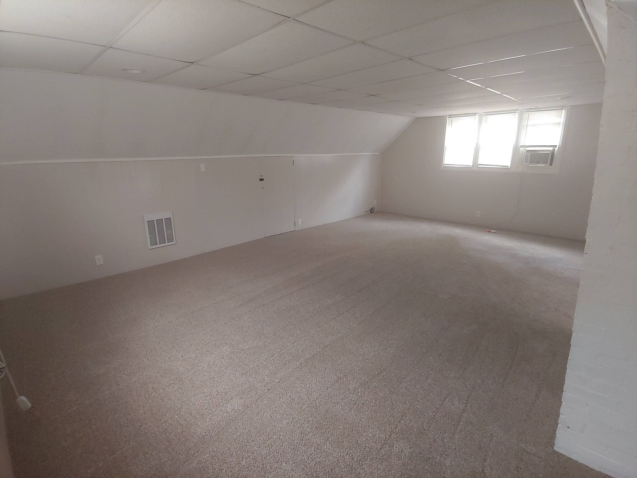 3rd floor living room - 44 Shepard St