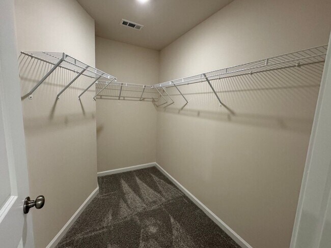 Building Photo - 3714 Feltham Ln