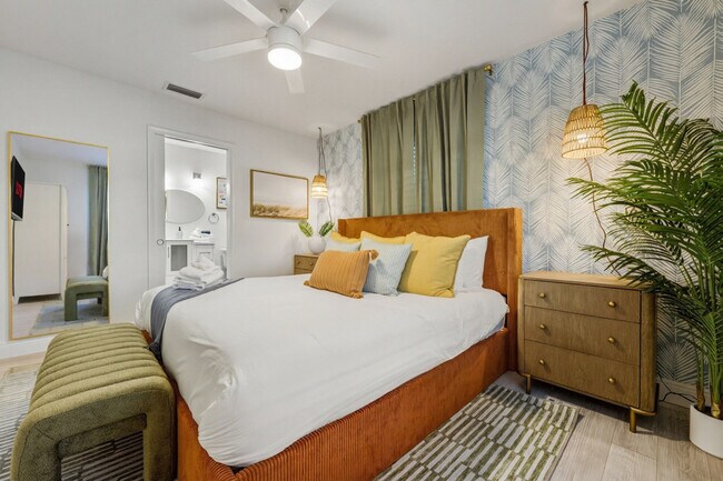 Building Photo - 10861 62nd Ave N