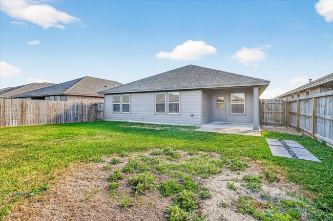 Building Photo - 7230 Tristan Dr