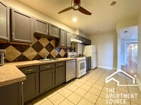 Building Photo - 2839 W Nelson St