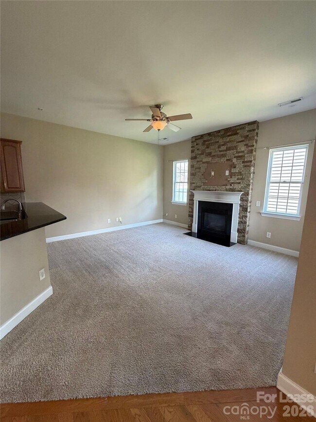 Building Photo - 10729 Serape Rd