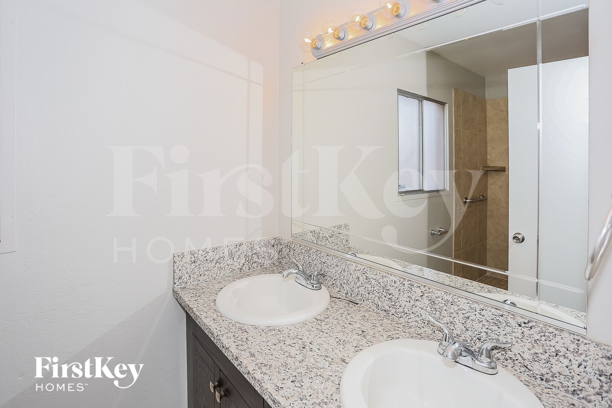 Building Photo - 8427 N 47th Dr