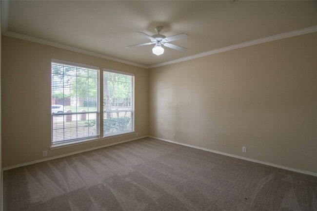 Building Photo - 11139 Still Hollow Dr