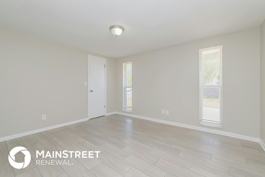 Building Photo - 9141 Haverford Ln