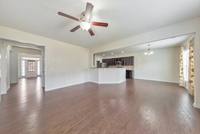 Building Photo - 4990 Brierstone Dr