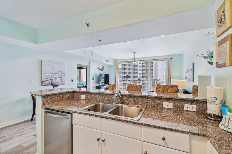 Building Photo - 104 Gulfside Ct
