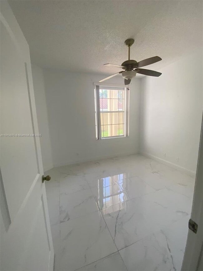 Building Photo - 1320 NW 185th Ave