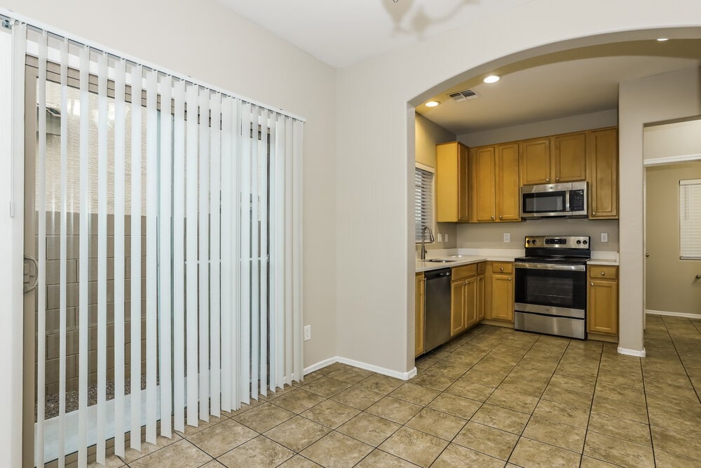 Building Photo - 407 N Ranger Ct