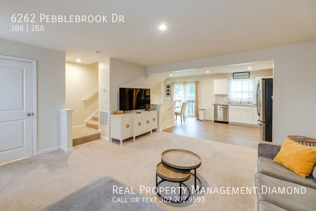 Building Photo - 6262 Pebblebrook Dr