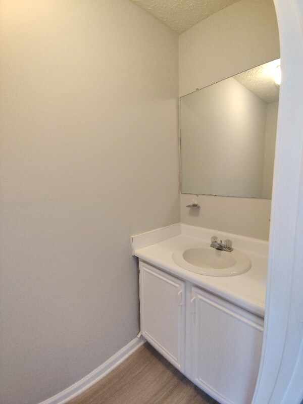 Building Photo - 14 Fonda Dr