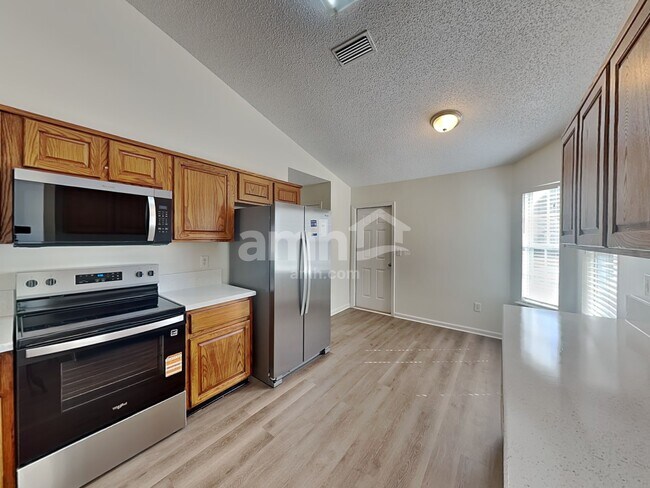 Building Photo - 2739 Ravine Hill Dr