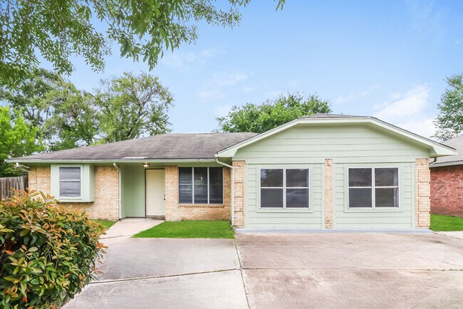 Primary Photo - 7126 Kings Dr