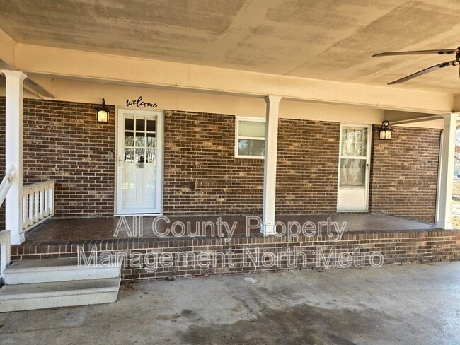 Building Photo - 2367 Graysville Rd