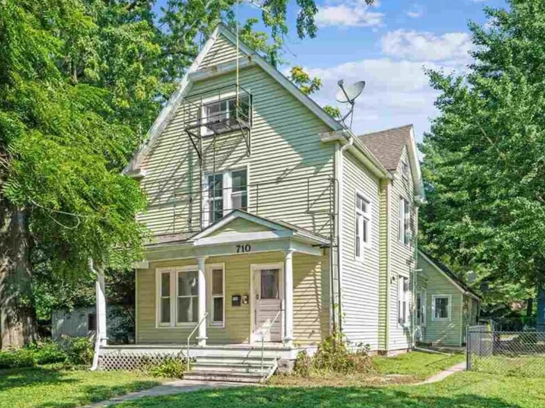 Primary Photo - 710 Kirkwood Ave
