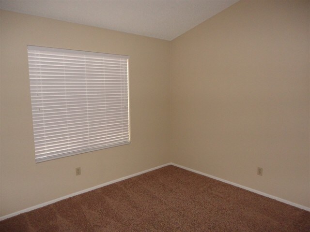 Building Photo - 3881 W Denver St