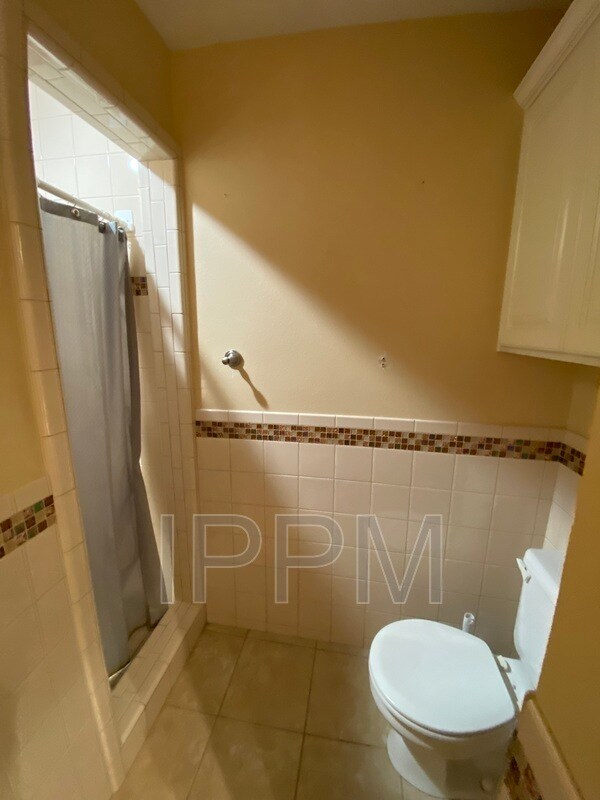 Building Photo - 1500 Palm Valley Dr W