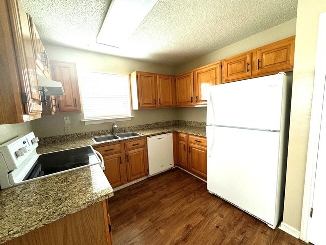 Building Photo - 117 Quail Cove