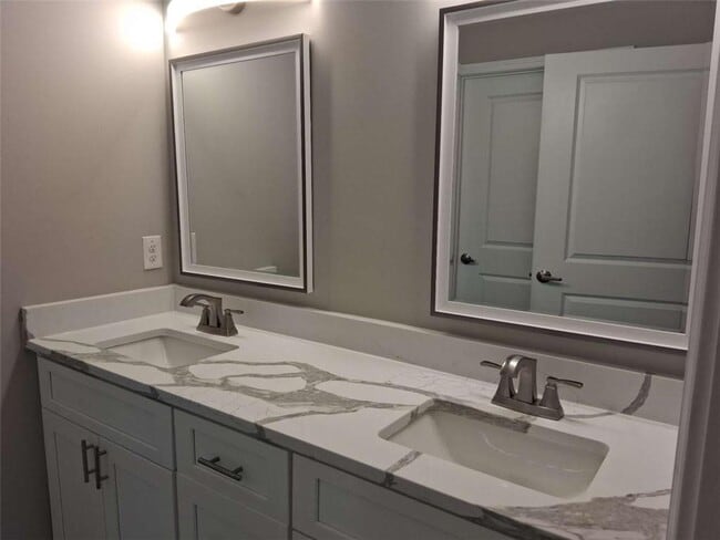 Building Photo - 3180 Tackett Rd