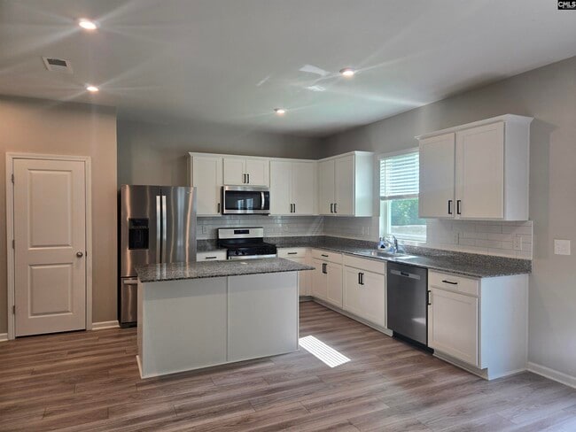 Building Photo - 173 Grand Arbor Dr