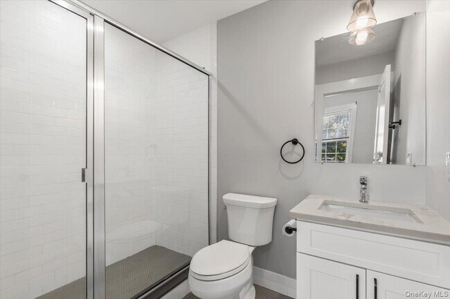 Building Photo - 49 Beekman Ave