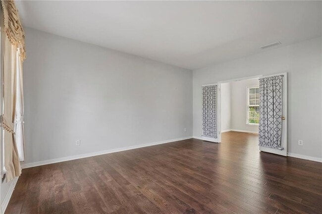Building Photo - 7810 Brookwood Way