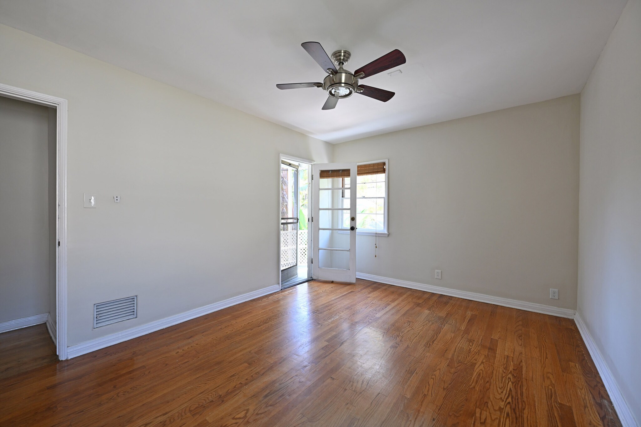 Building Photo - 11063 Ohio Ave