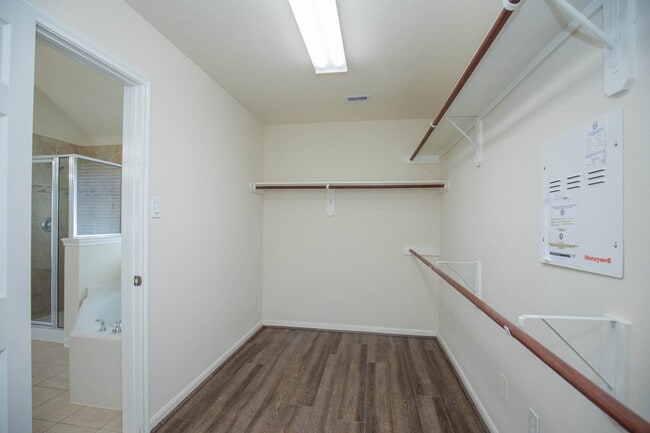 Building Photo - 835 Aqua Vista Ln