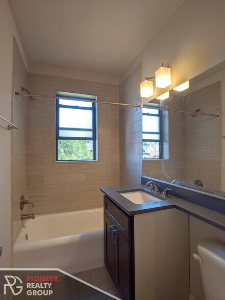 Building Photo - 2315 N Rockwell St