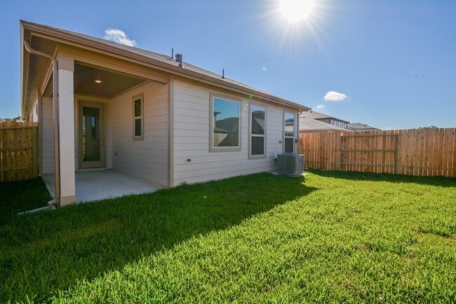 Building Photo - 17327 Rock Willow Ln