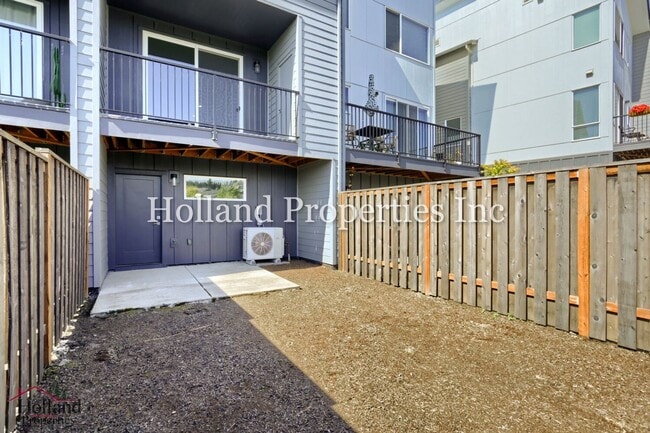 Building Photo - 12430 SW 171st Terrace